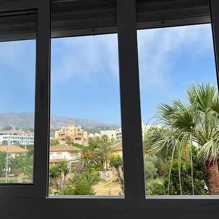 Apartment En Paseo Maritimo De *