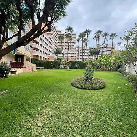 En Paseo Maritimo De Apartment *