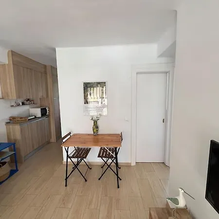 En Paseo Maritimo De Apartment Torremolinos
